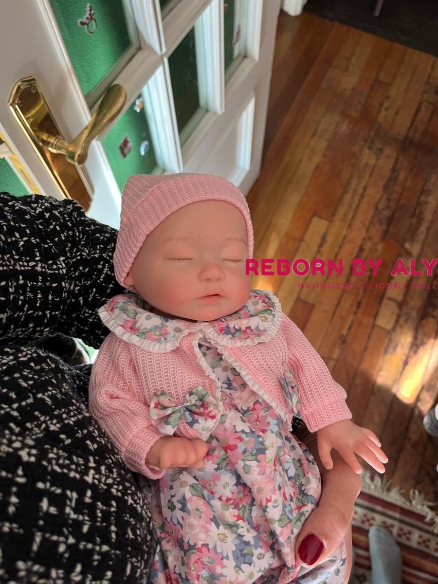 Lifelike 14" Full Body Silicone Reborn Baby Girl Doll,Drink & Wet Feature,Realistic Newborn Playmate,Baby Shower Gift, Baby Doll, Kids Gift rebornbabydolls.shop