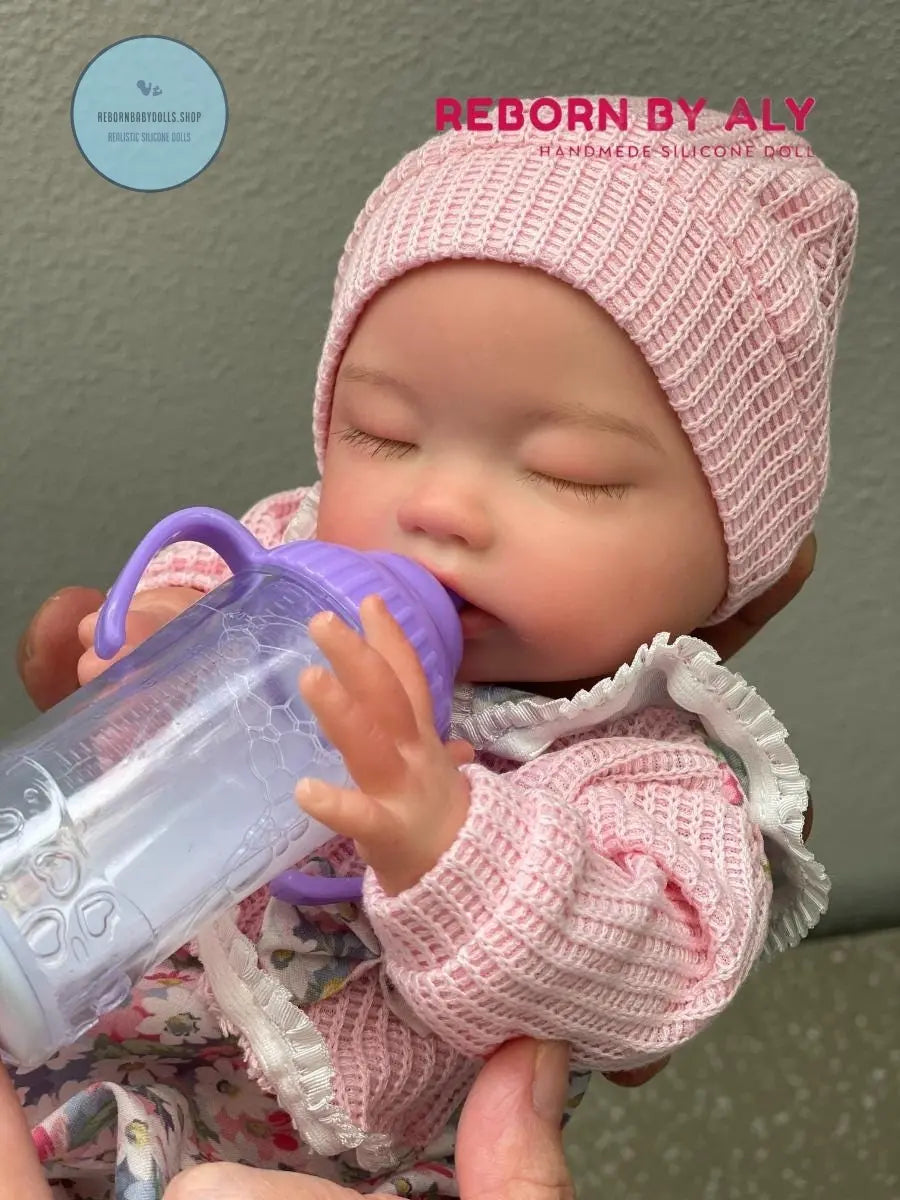 Lifelike 14" Full Body Silicone Reborn Baby Girl Doll,Drink & Wet Feature,Realistic Newborn Playmate,Baby Shower Gift, Baby Doll, Kids Gift rebornbabydolls.shop