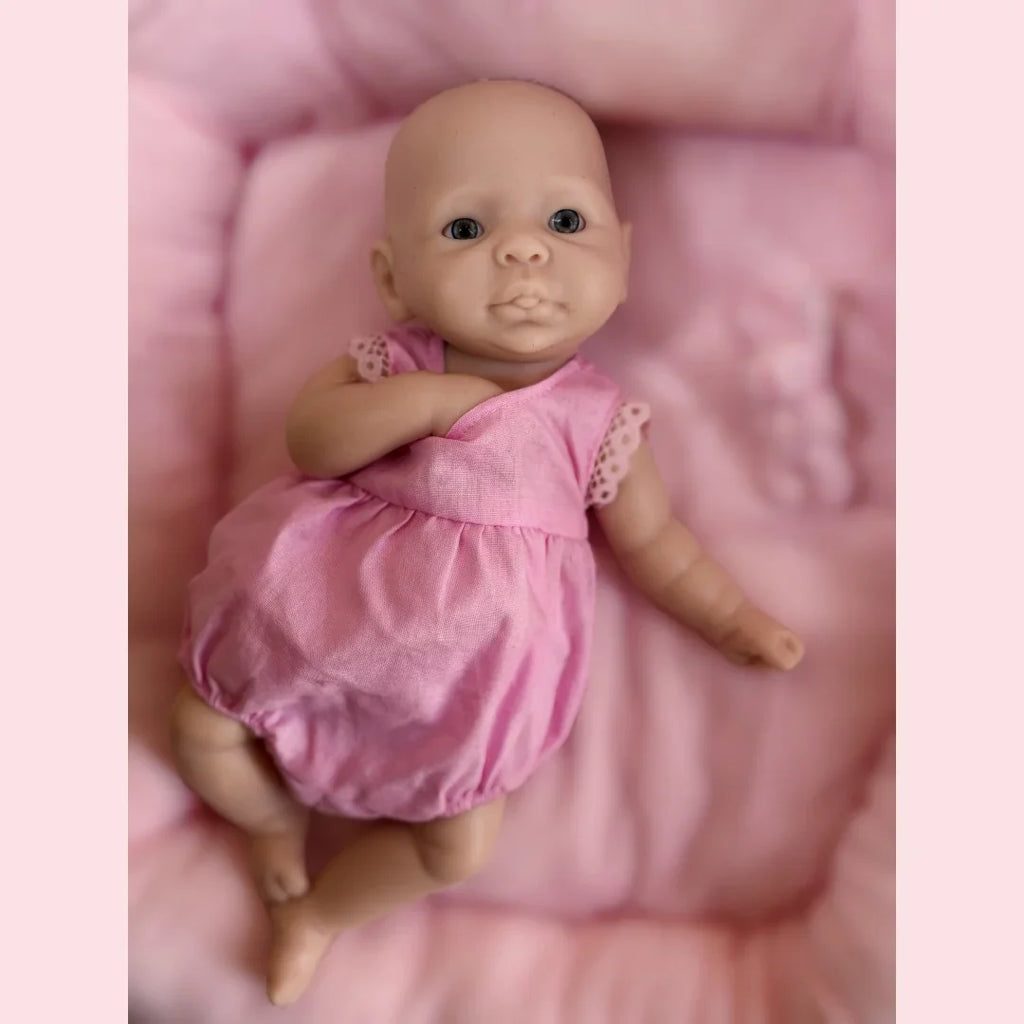 Image of Reborn Baby Dolls 10Inch /2 Styles Washable Unpainted Open Eyes Solid