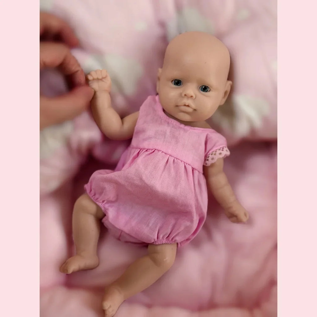 Image of Reborn Baby Dolls 10Inch /2 Styles Washable Unpainted Open Eyes Solid