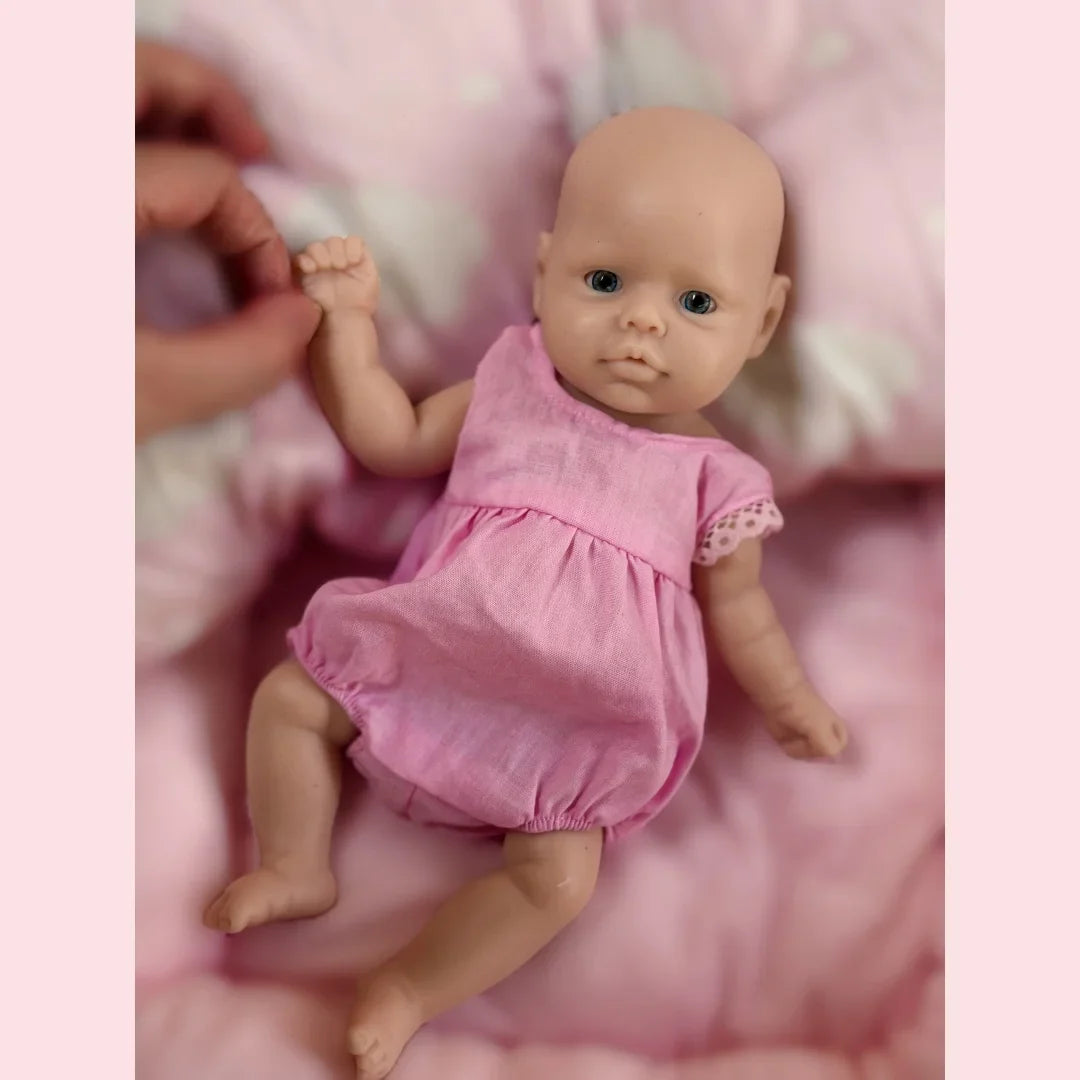 Image of Reborn Baby Dolls 10Inch /2 Styles Washable Unpainted Open Eyes Solid