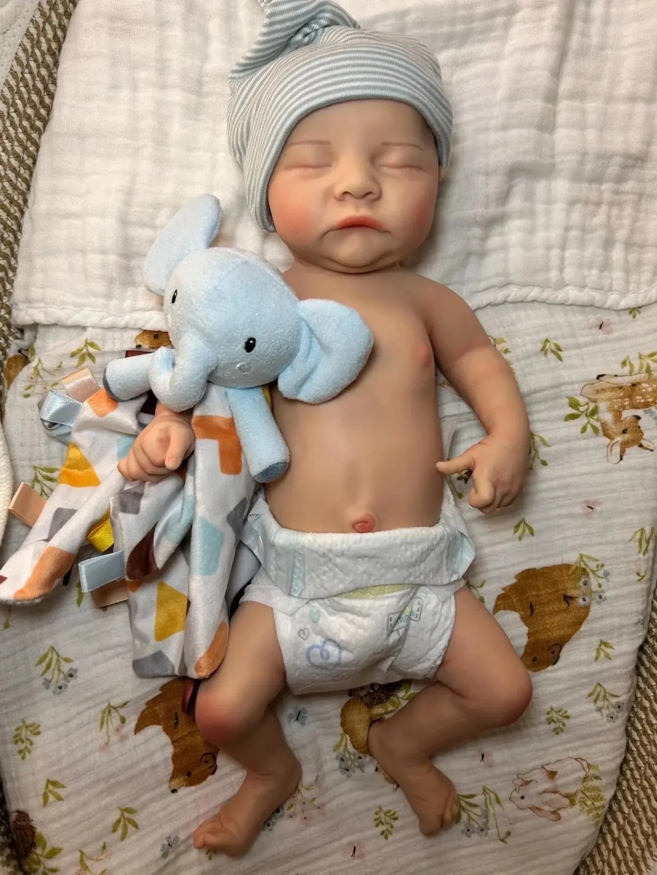 Image of Reborn Baby Dolls 16-Inch (40Cm) Cuddly Sleeping Reborn Baby Doll -