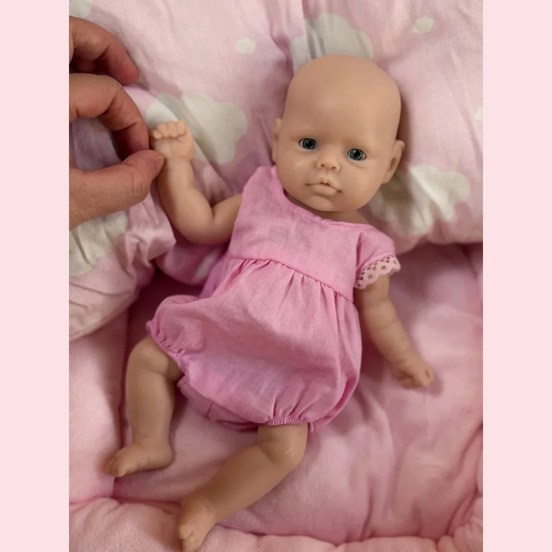 Image of Reborn Baby Dolls 10Inch /2 Styles Washable Unpainted Open Eyes Solid