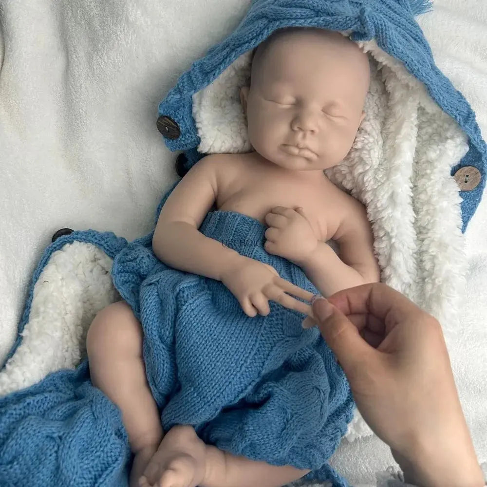 Image of Reborn Baby Dolls Unpainted Flexible Silicone Reborn Doll Blank 50Cm