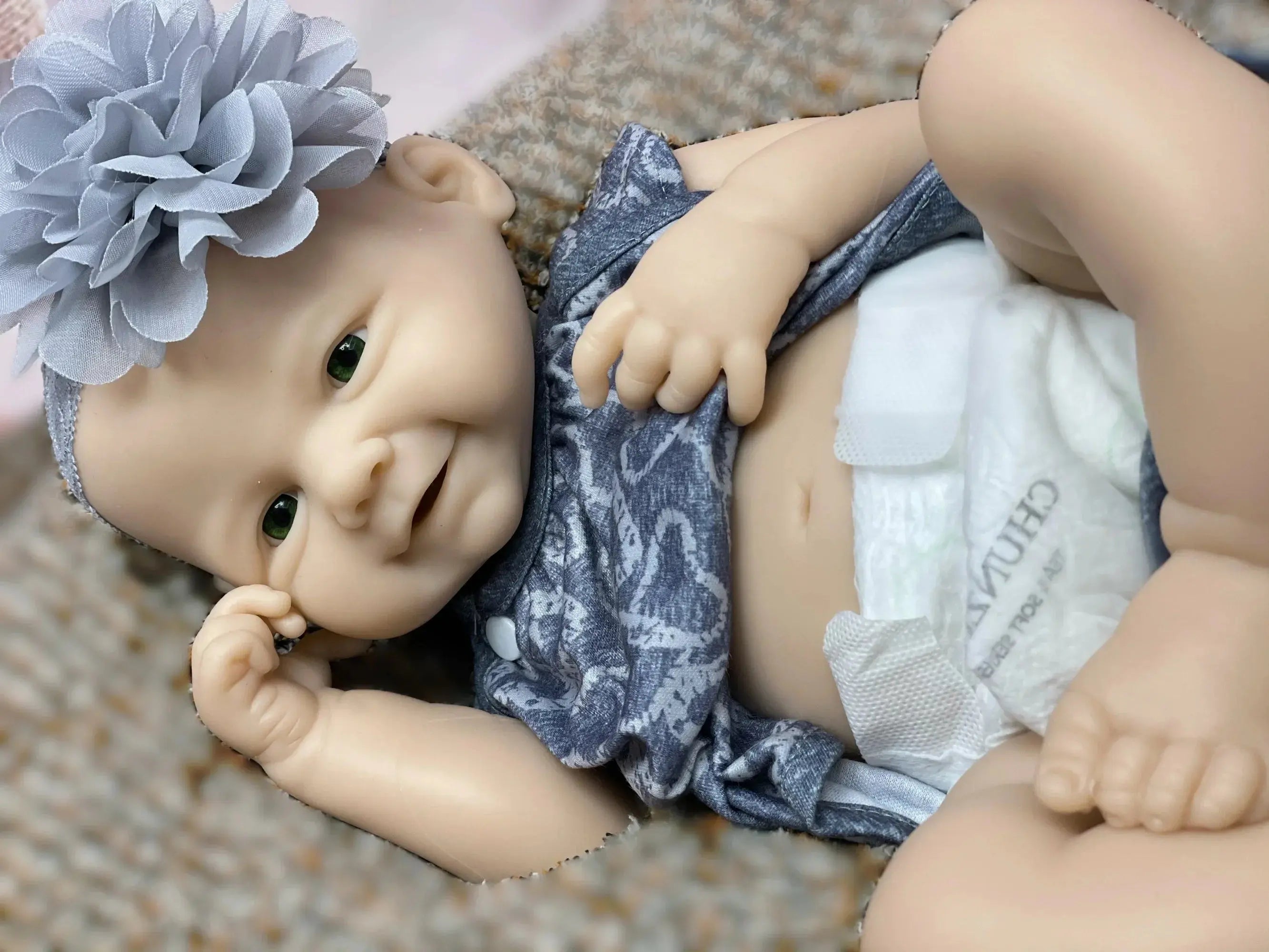 Image of Reborn Baby Dolls 18Inch Girl Vivienne Bebê Reborn Dolls Unpainted